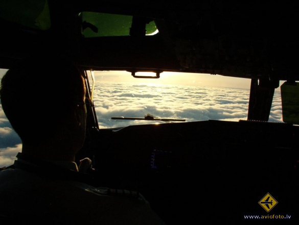 Boeing 737-500